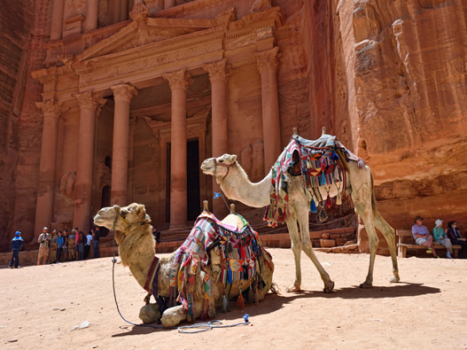 Tour of Petra on Jordan Holiday Vacation